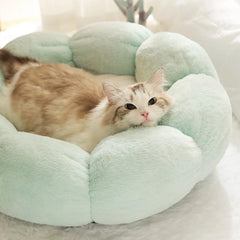 Fluffy Pastel Pet Bed for Cats